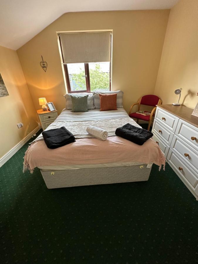 Edwards Cosy B&B Galway Eksteriør billede
