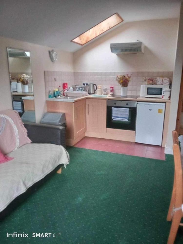 Edwards Cosy B&B Galway Eksteriør billede