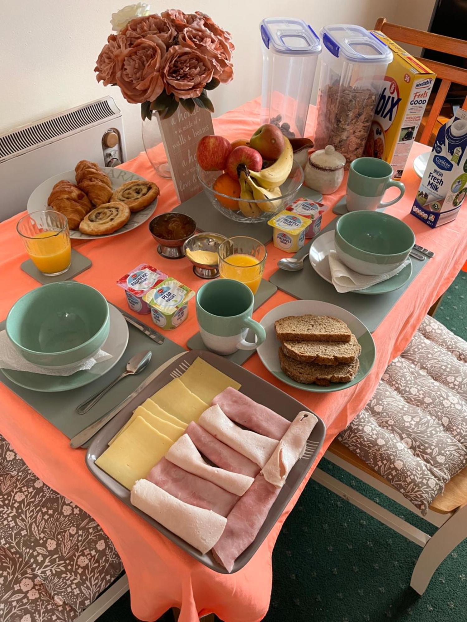Edwards Cosy B&B Galway Eksteriør billede